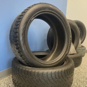 Nokian Hakapeliitta Winter Tires 20"
